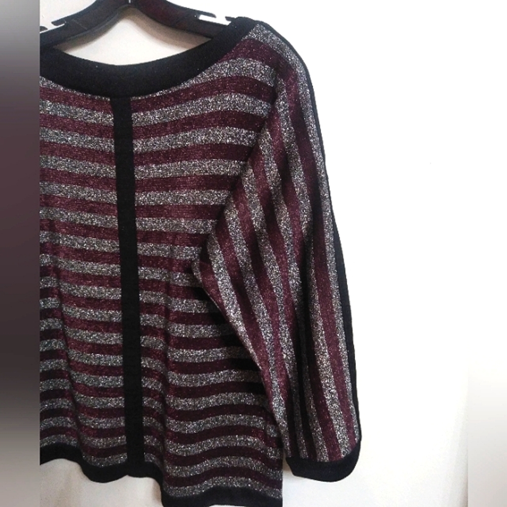 ST. JOHN Yellow Label Silver & Raspberry Striped Boat Neck Sweater Small